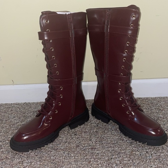 Womens New Shoedazzle Gabrela Lace-Up Flat Boot Color: Oxblood - Picture 5 of 14